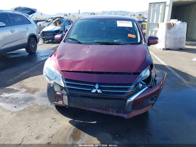 Mitsubishi Mirage Es