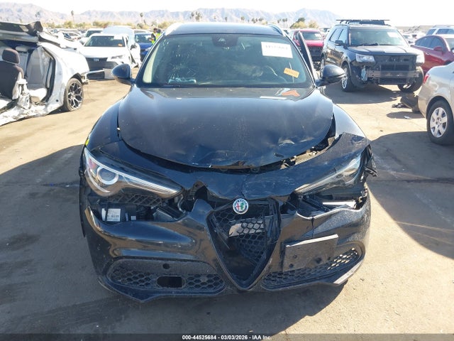 Alfa Romeo Stelvio Ti Awd