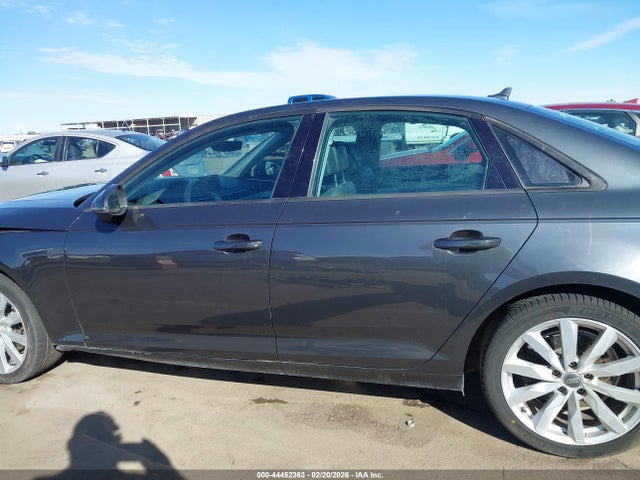 Audi A4 2.0t Ultra Premium