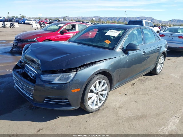 Audi A4 2.0t Ultra Premium