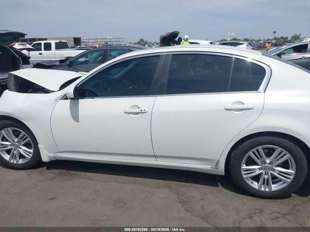INFINITI G37 Journey
