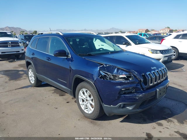 Salvage Jeep Cherokee Image