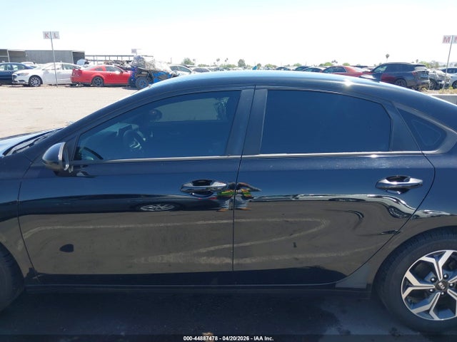 Kia Forte Lxs