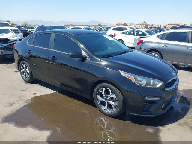 Salvage Kia Forte Image