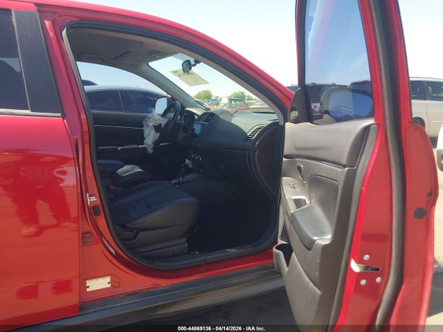Mitsubishi Outlander 2.4 Se