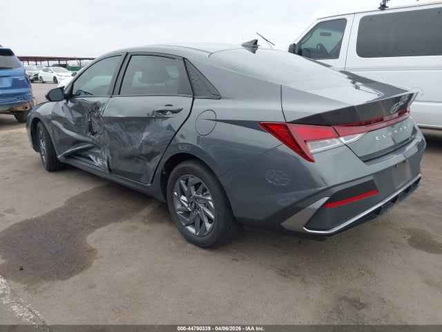 Hyundai ELANTRA Sel