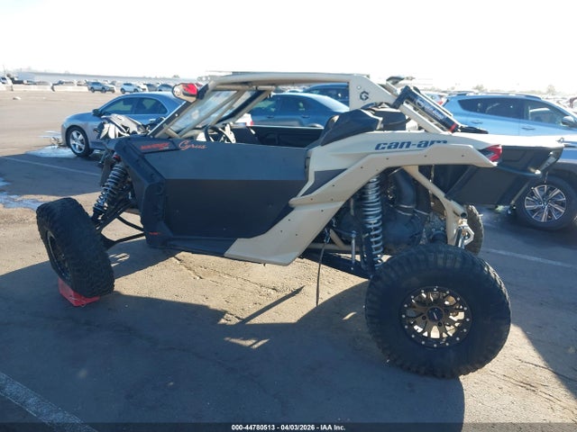 Can-Am Maverick X3 X Rs Turbo Rr