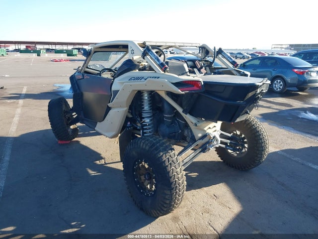 Can-Am Maverick X3 X Rs Turbo Rr