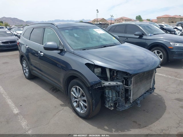 Salvage Hyundai SANTA FE Image