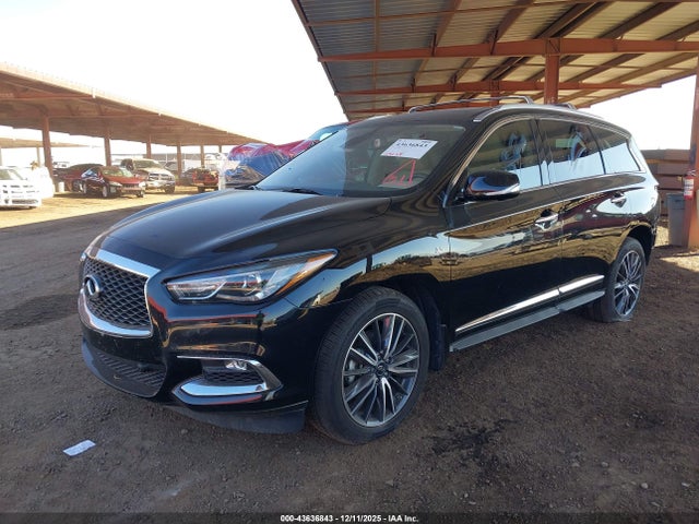 INFINITI Qx Luxe