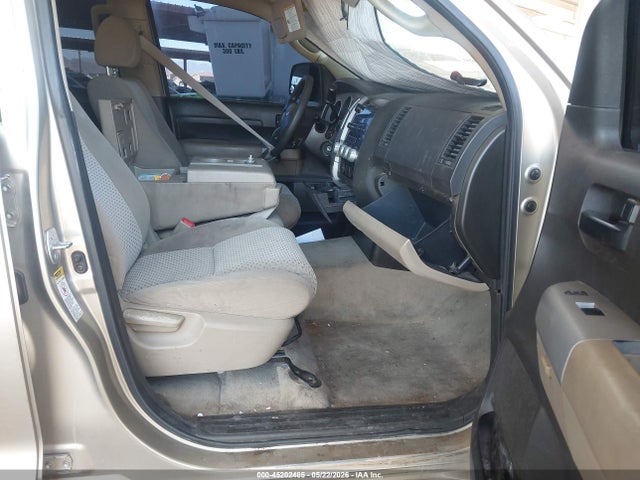 Toyota Tundra Sr5 5.7l V8