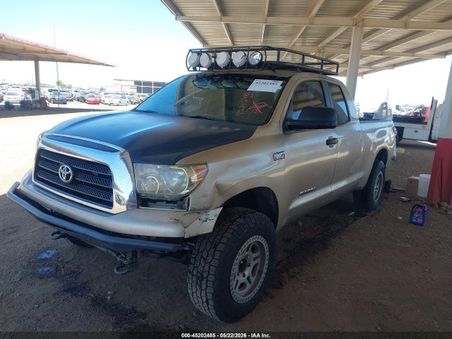 Toyota Tundra Sr5 5.7l V8