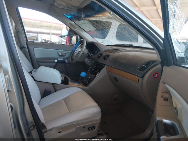 Volvo XC90 3.2