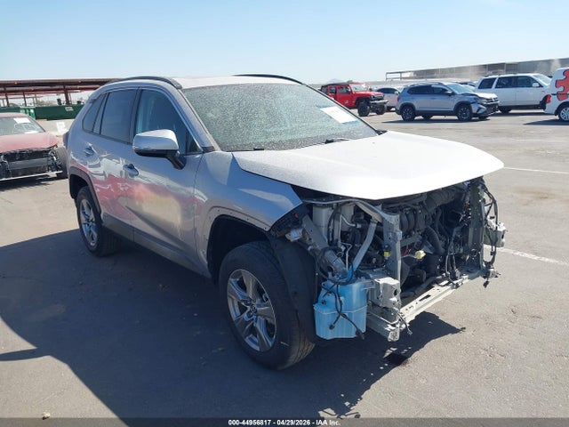 Salvage Toyota RAV4 Image