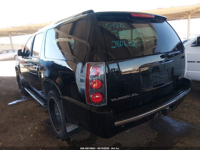 GMC Yukon Denali