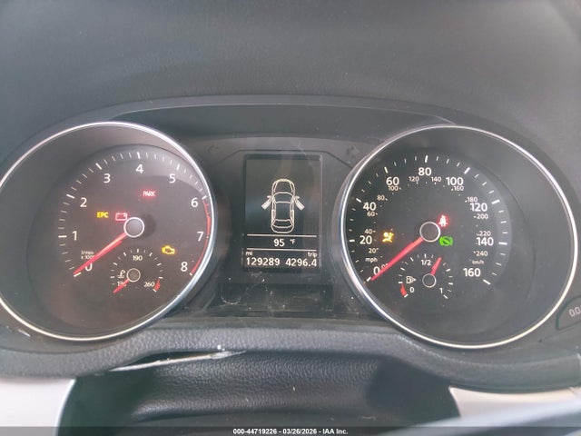 Volkswagen Passat 1.8t S