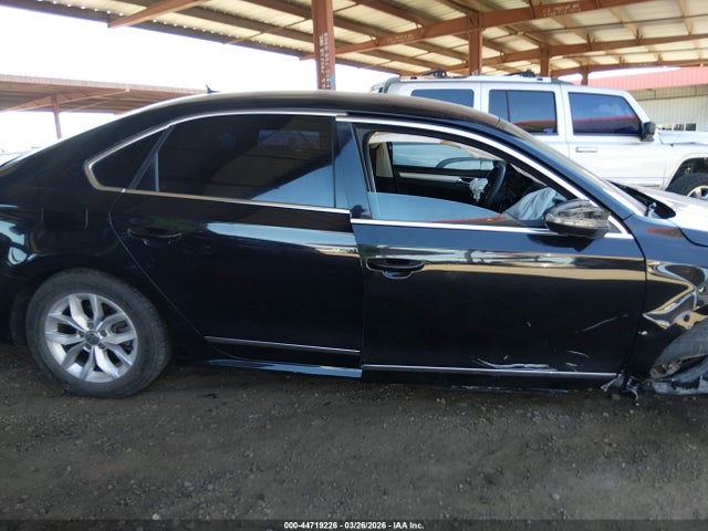 Volkswagen Passat 1.8t S