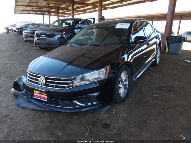 Volkswagen Passat 1.8t S