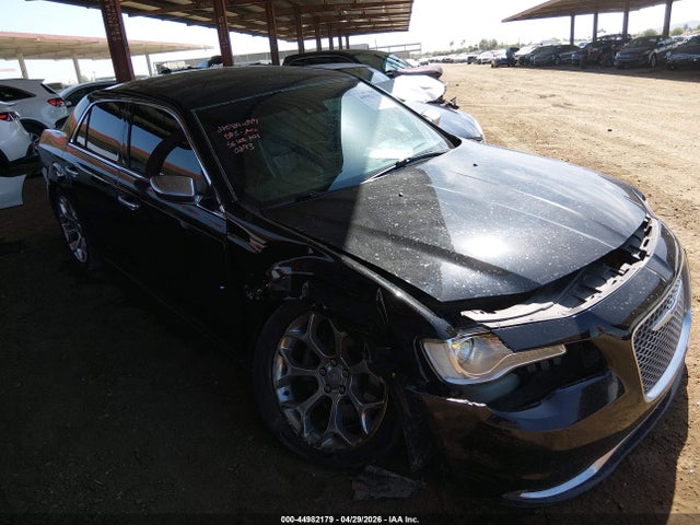 Salvage Chrysler 300c Image