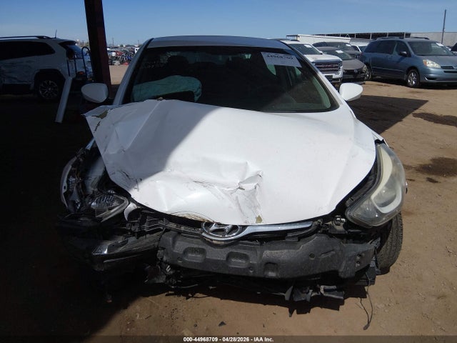 Hyundai ELANTRA Se