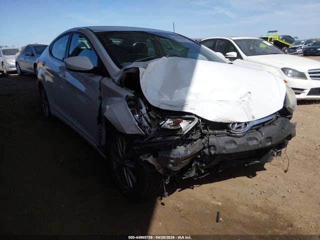 Salvage Hyundai ELANTRA Image