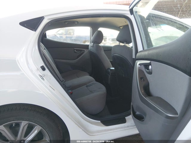 Hyundai ELANTRA Se