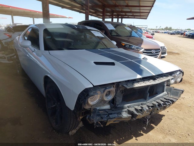 Salvage Dodge Challenger Image