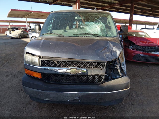 Chevrolet Express Lt