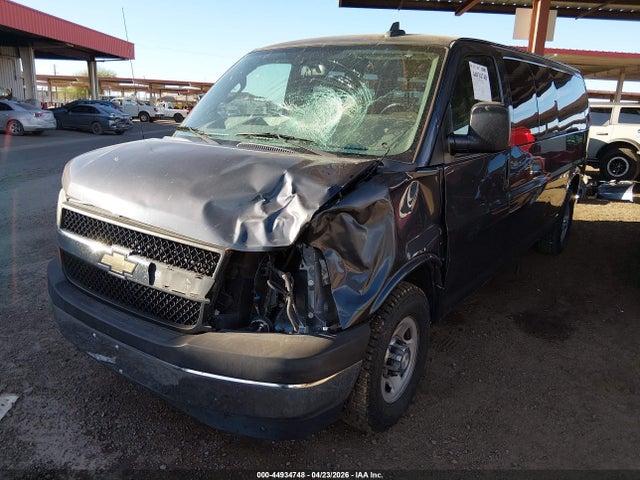 Chevrolet Express Lt