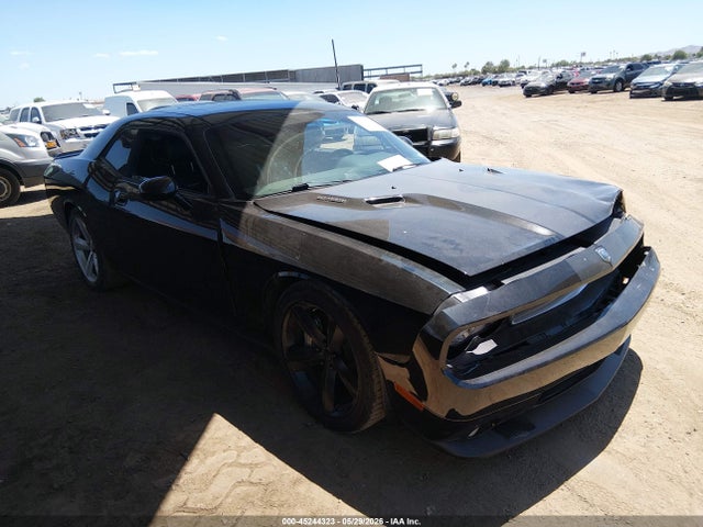 Salvage Dodge Challenger Image