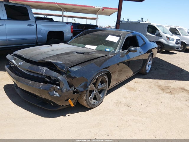 Dodge Challenger Srt8