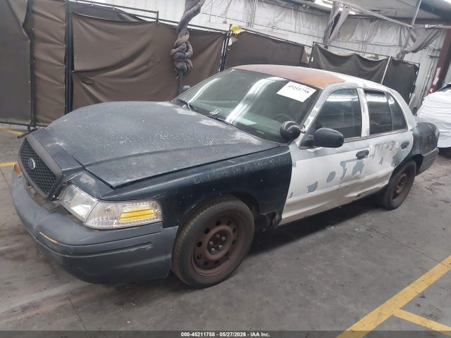 Ford Crown Victoria