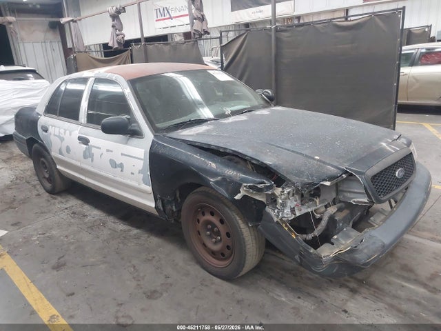 Salvage Ford Crown Victoria Image