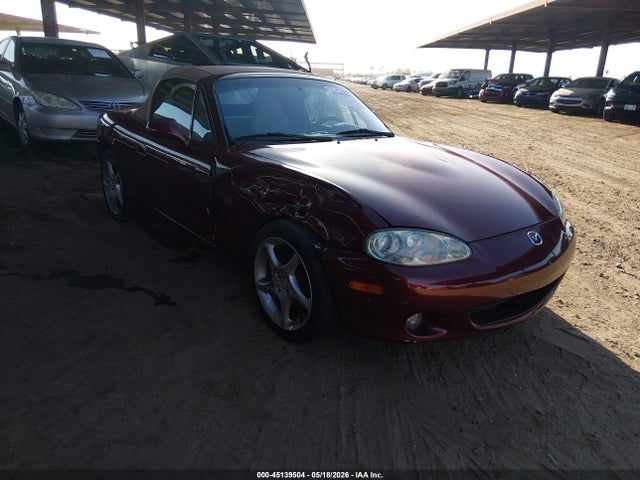 Salvage Mazda MX-5 Miata Image