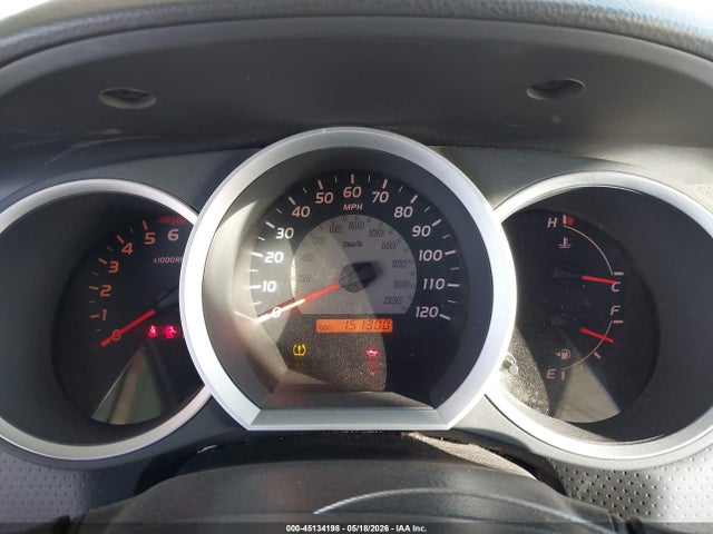 Toyota Tacoma Base V6