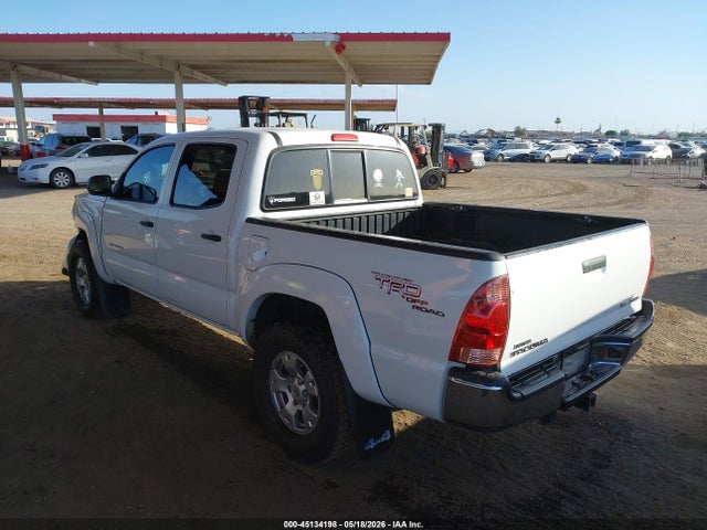 Toyota Tacoma Base V6
