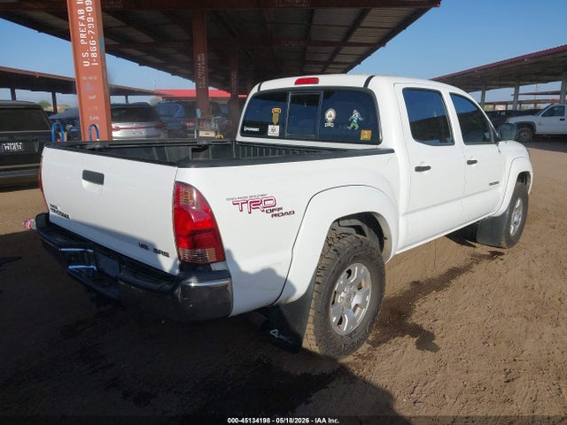 Toyota Tacoma Base V6