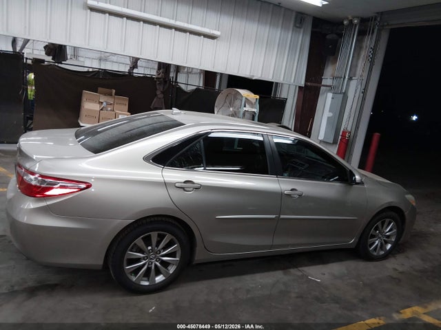 Toyota Camry Xle