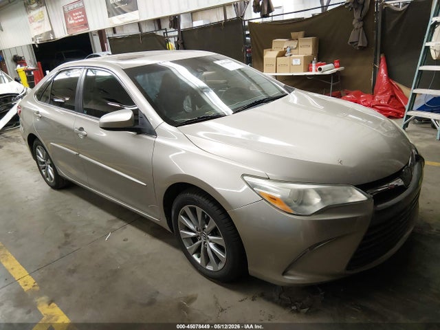 Salvage Toyota Camry Image