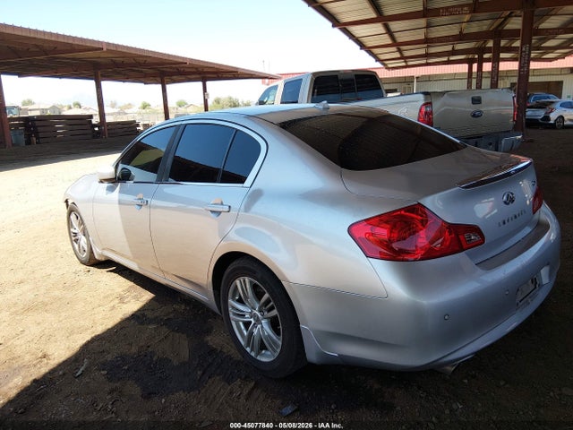 INFINITI G37 Journey