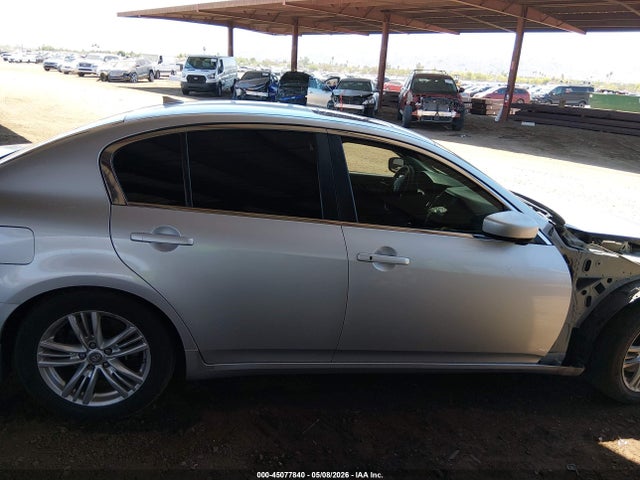 INFINITI G37 Journey