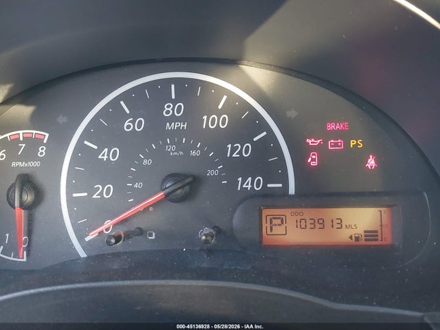Nissan Versa 1.6 S+