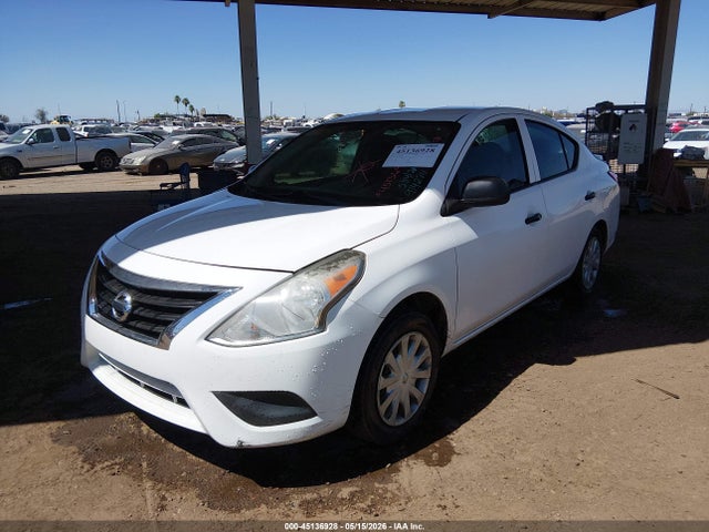 Nissan Versa 1.6 S+