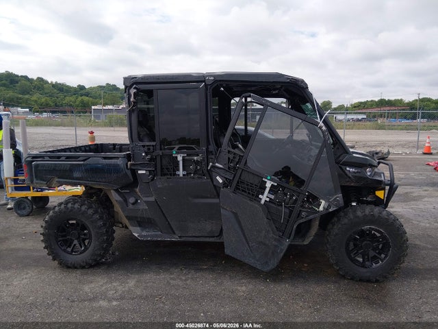 Can-Am Defender Max