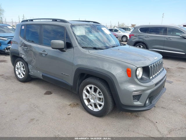Salvage Jeep Renegade Image