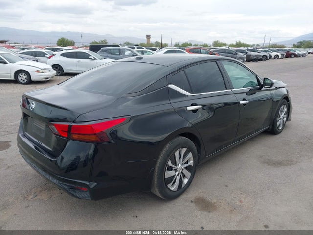 Nissan Altima S Fwd