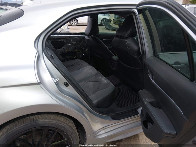 Toyota Camry Xse