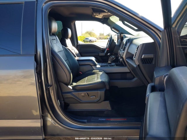 Ford F-150 Raptor