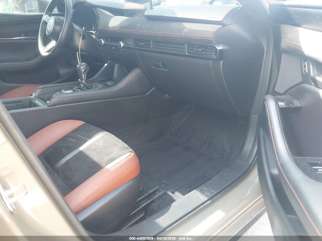 Mazda Mazda3 2.5 Carbon Turbo