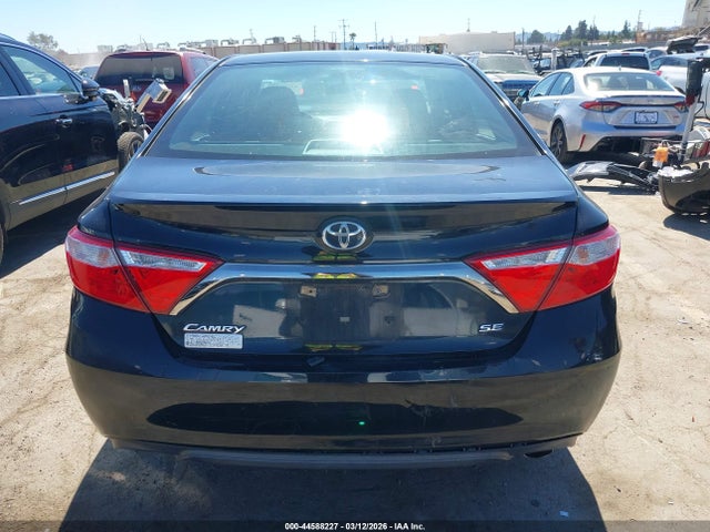 Toyota Camry Se
